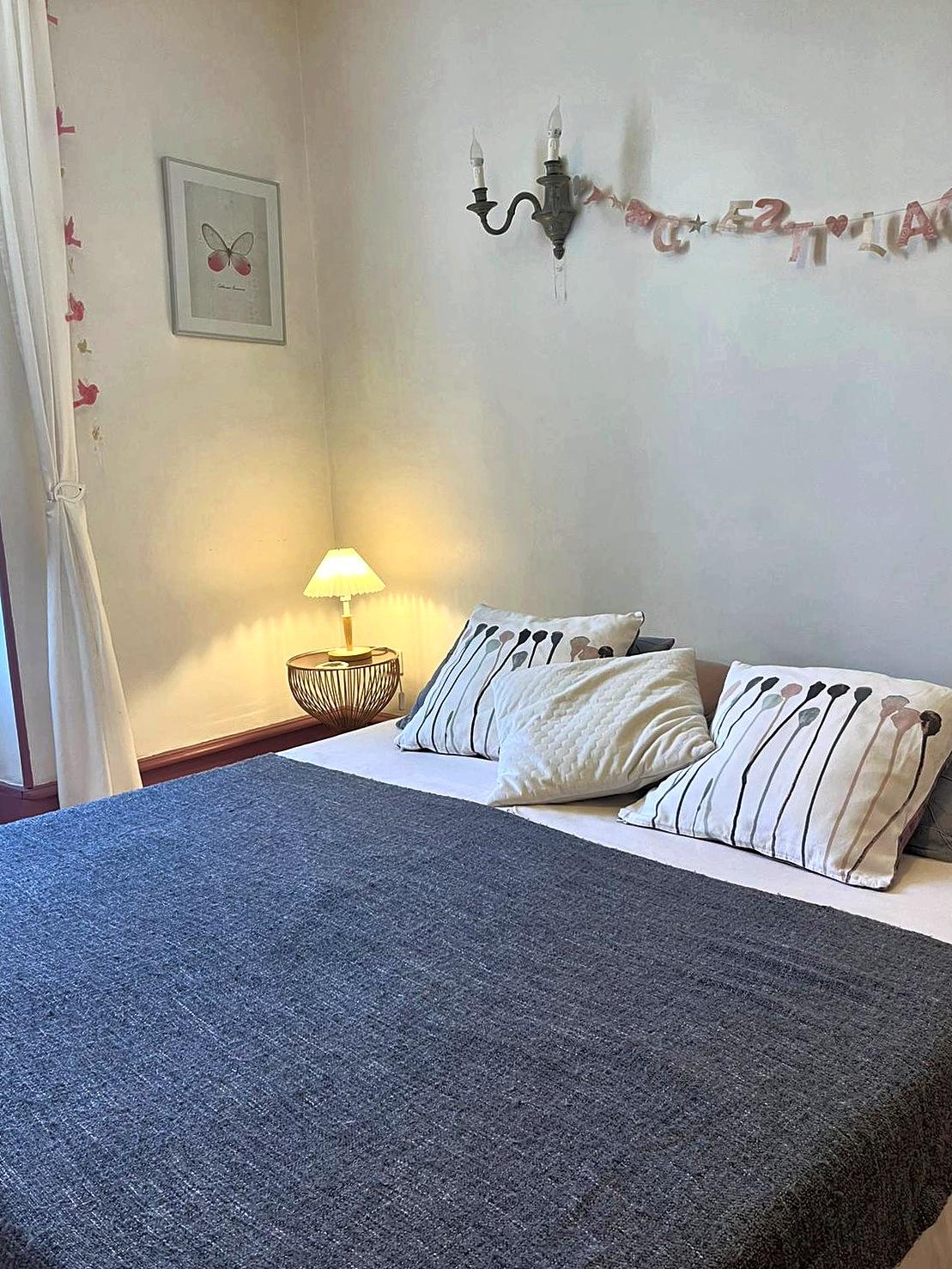 Le Chanaie bedroom and its stone alcove